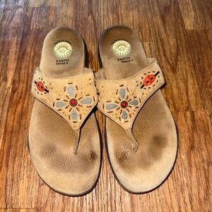 Earth Shoe Gelron 2000s Leather Thong Sandals Floral 8 Boho Comfort Y2K Hippie
